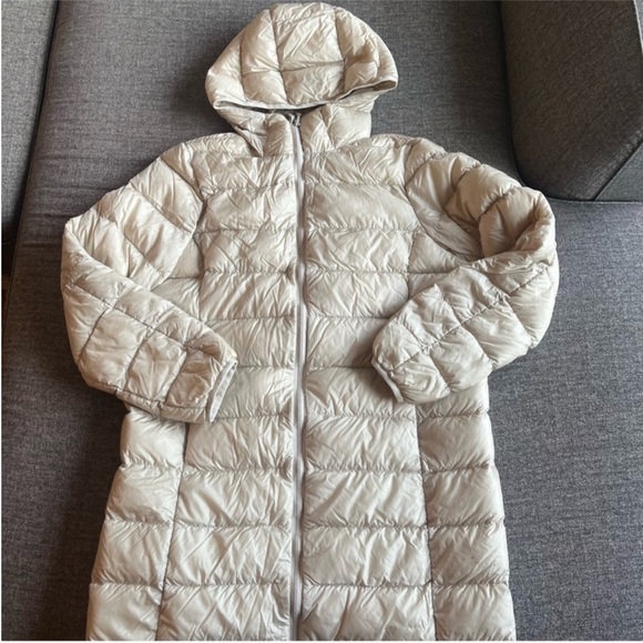 TNA Jackets & Blazers - TNA (ARITZIA) The New Little Puff - Long